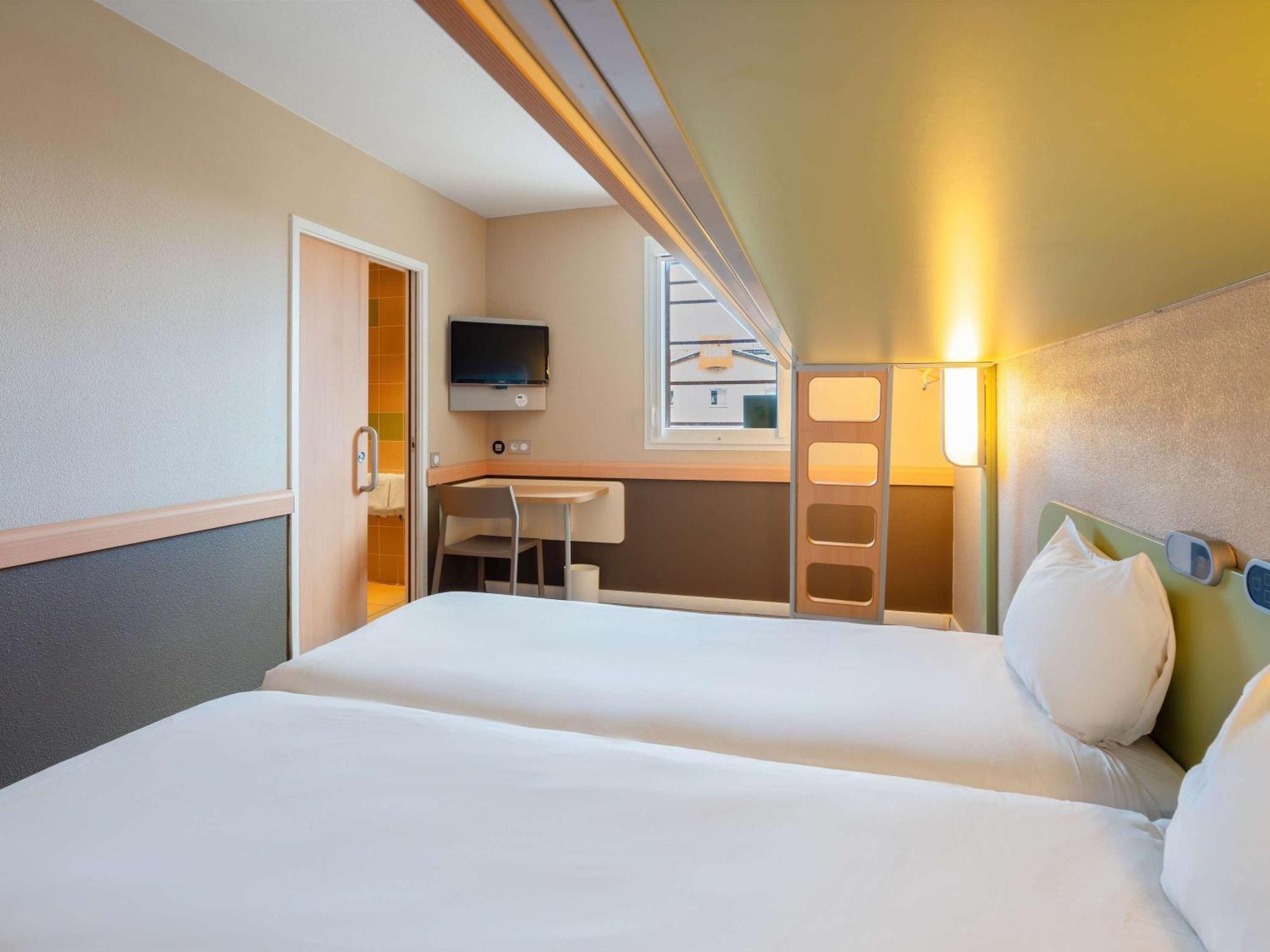 Ibis Budget Manosque Cadarache Eksteriør bilde